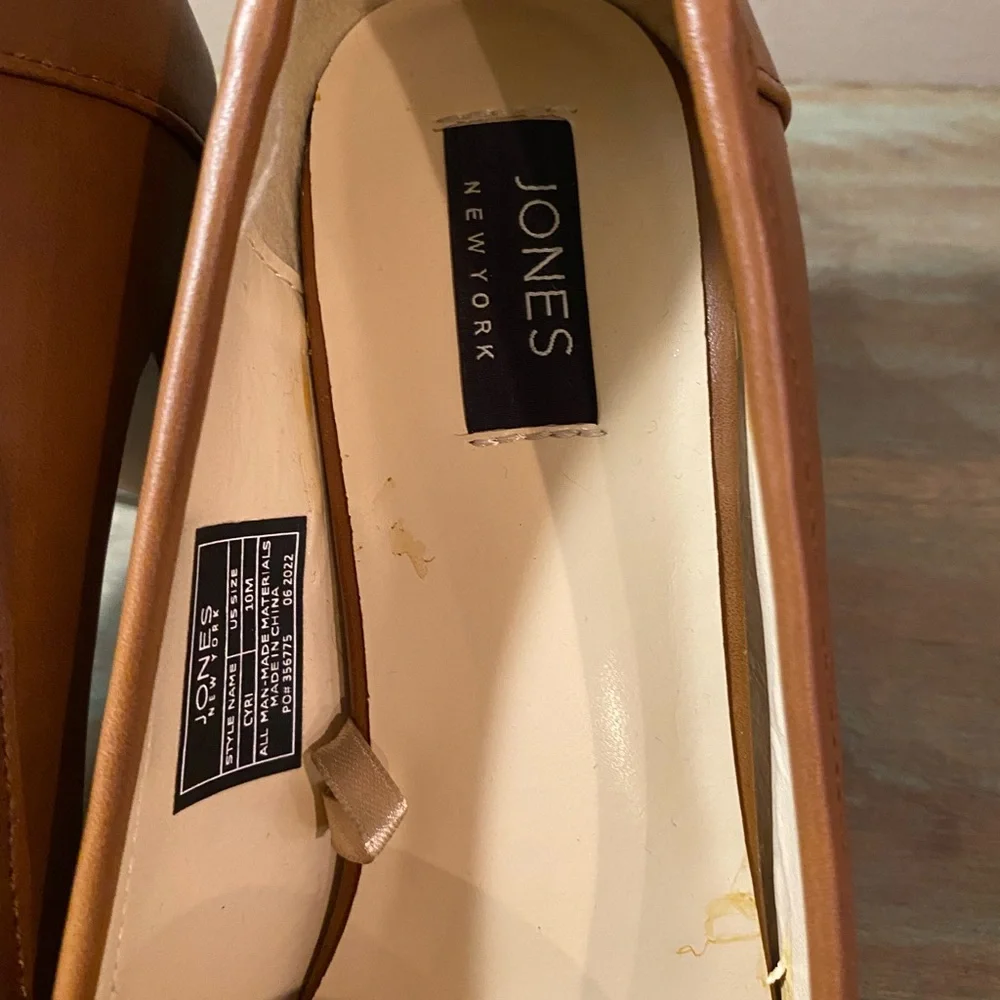 Jones New York heel loafer - Picture 7 of 9